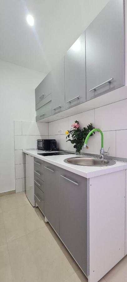Apartments Ana I Ante ミルナ エクステリア 写真